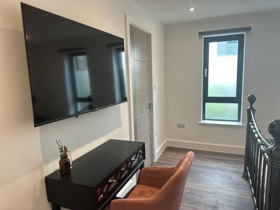 Museum View Apartments City Centre 1 Bedroom 카디프 외부 사진